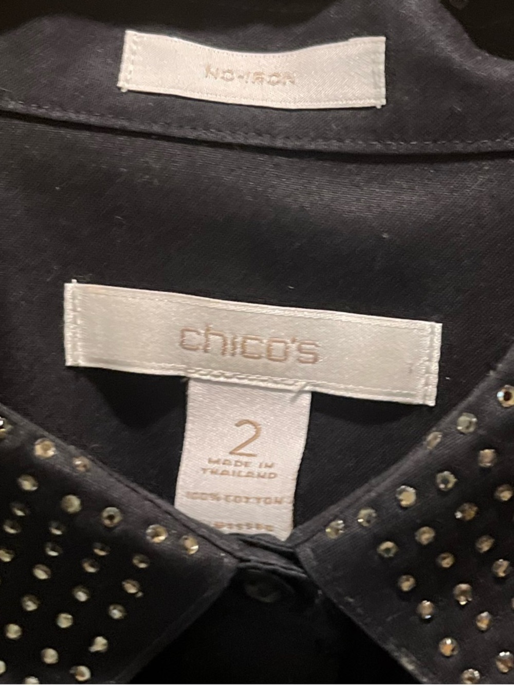 51. WOMENS CHICO’S 2/L DETAIL TOP - Picture 3 of 5